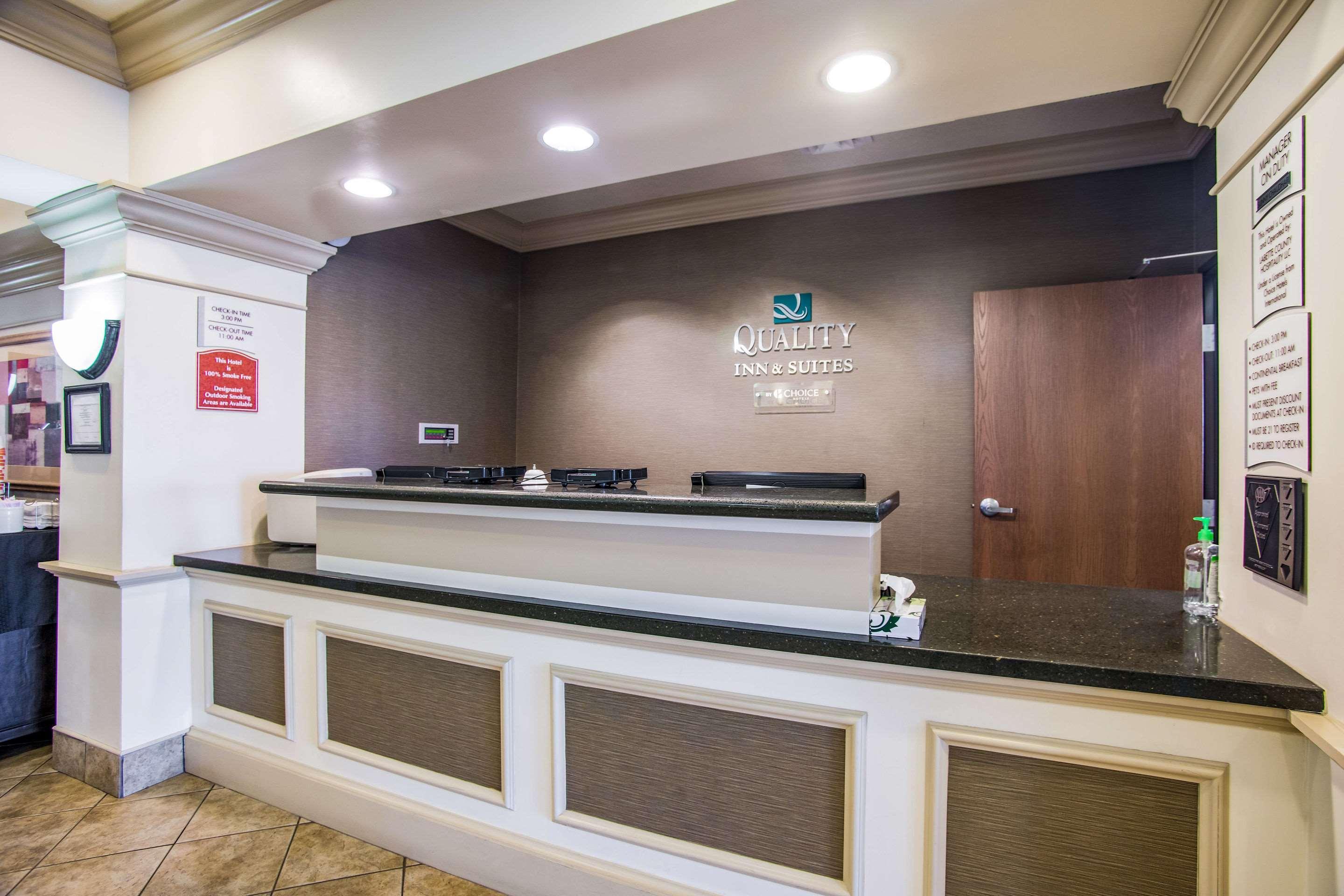 Hotel Quality North Parsons